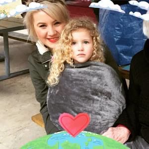 Meet your Posher, Kacey